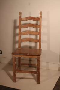 silla_madera_castaño