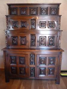 Mueble Carnivor Valentí